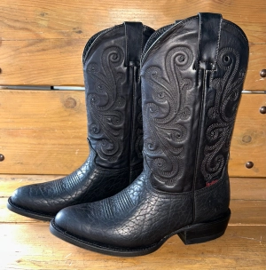 Artillero Men's Bull Neck Black Handcrafted Boots VQ Solida