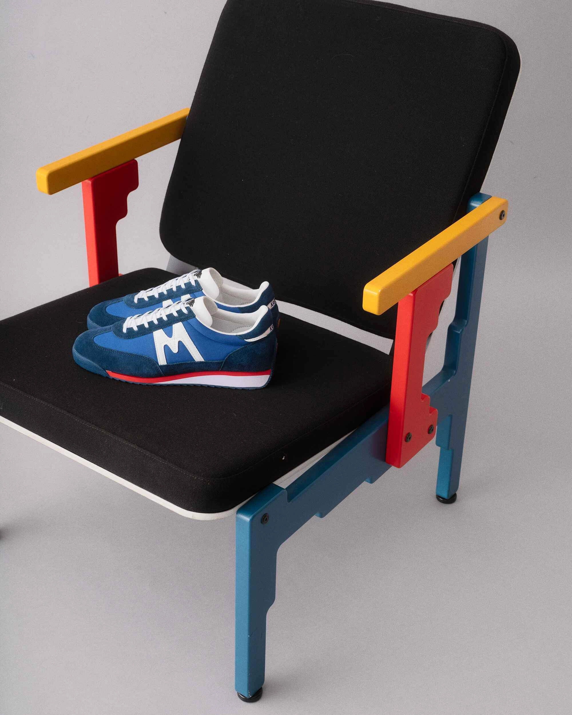 MESTARI - CLASSIC BLUE/WHITE